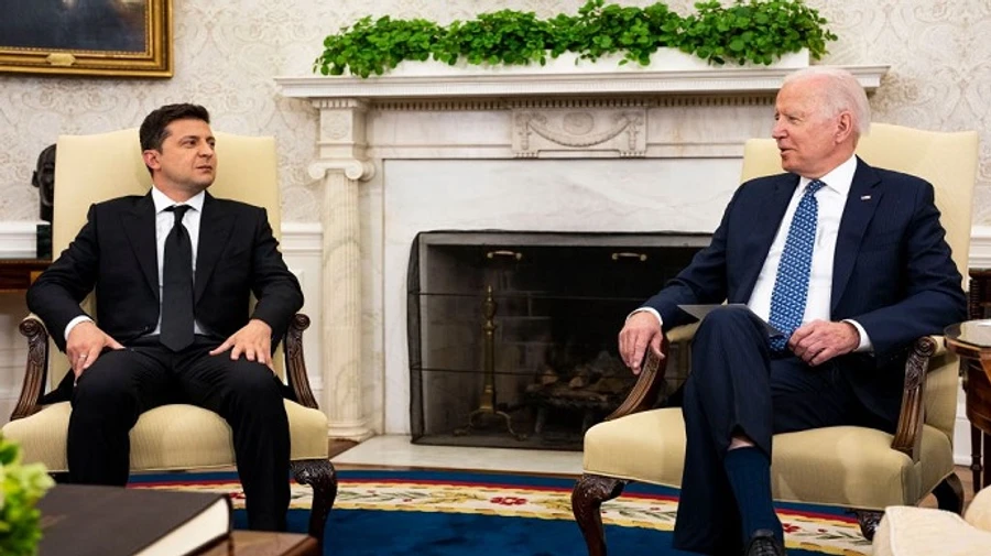 Байден не едет к Зеленскому из соображений безопасности – посол