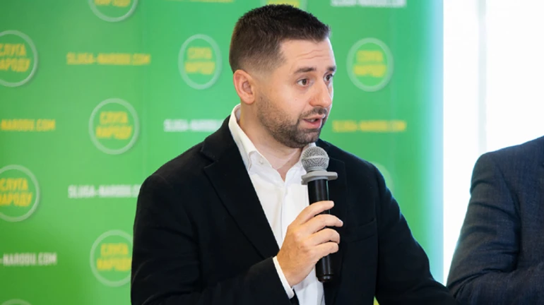 Арахамия оценил вероятность распада монокоалиции