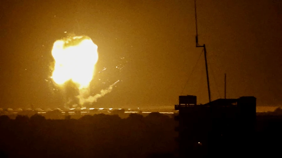 Израиль ударил по объектам ХАМАС после беспорядков на границе с Газой