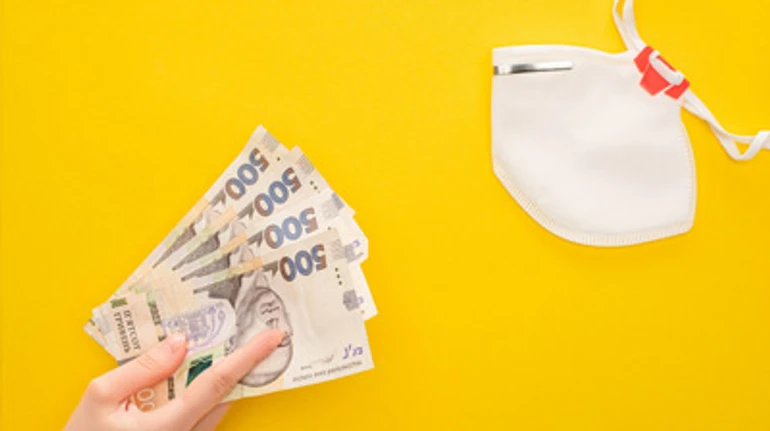 Мільярди на COVID-19: рік закінчився, куди ж пішли коронавірусні гроші