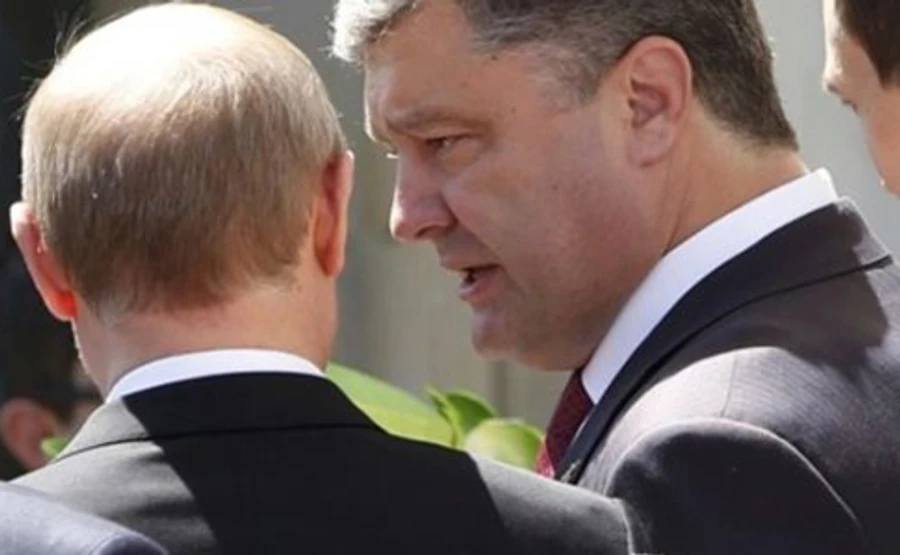 Порошенко відповів на пропозицію Путіна щодо миротворців