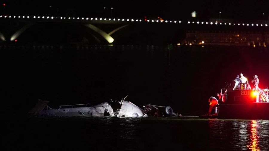 На месте авиакатастрофы в США нашли по меньшей мере 30 тел – СМИ