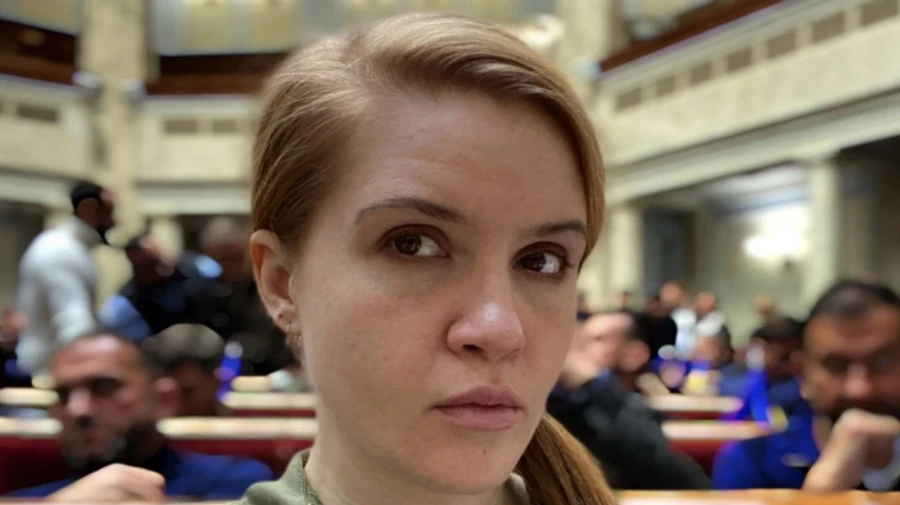 Марьяна Безугла заявила, что ее исключили из партии Слуга народа