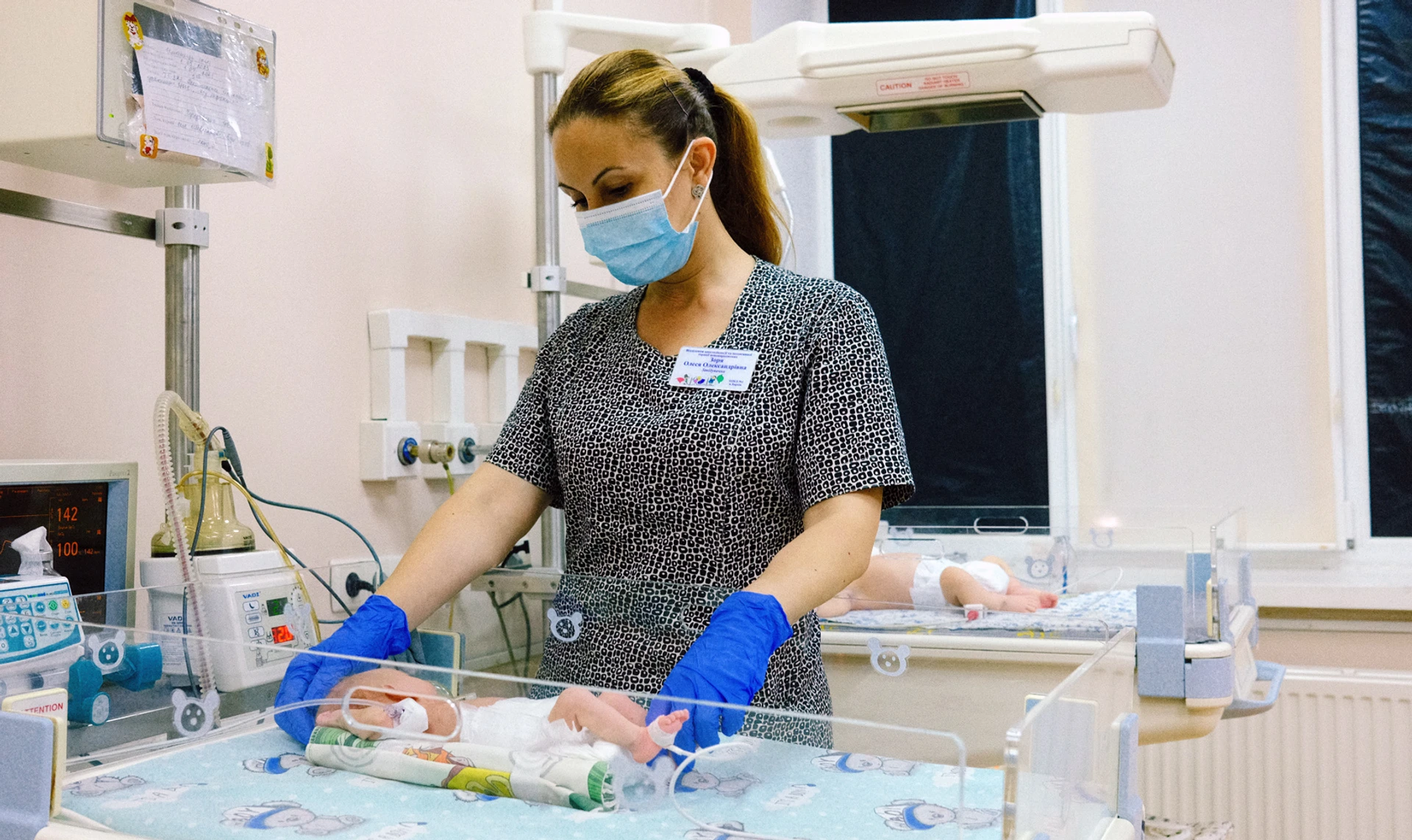 Закривали собою дітей. Як під обстрілами працювала дитяча лікарня в Харкові