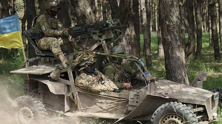 Бахмут и Марьинка остаются в эпицентре боевых действий − Генштаб