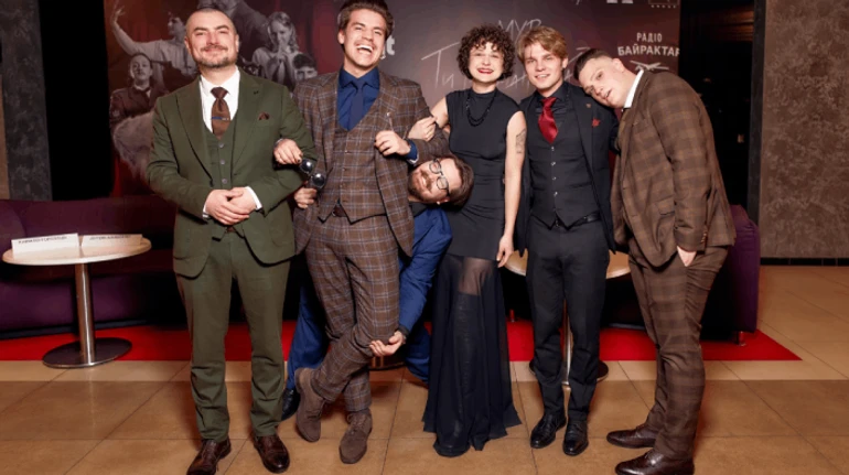 Театральный киноэксперимент. В прокат вышла киноверсия нашумевшего мюзикла Ты [Романтика] о поэтах Расстрелянного возрождения