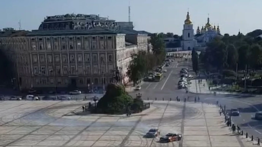 Представьте такое в Ватикане: Ткаченко хочет штрафа за дрифт у Софии Киевской