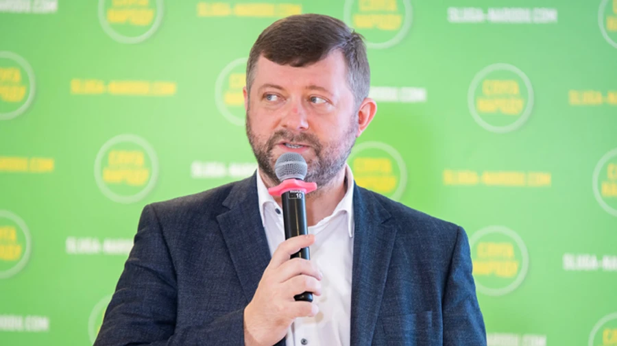 Слуга народу до кінця сесії хоче ухвалити закон про олігархів – Корнієнко