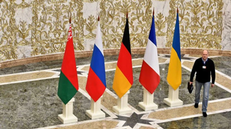 Кінець мінського формату: що означає заява Києва про зміну переговорів по Донбасу