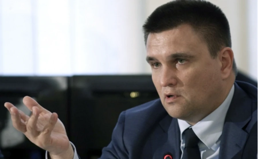 Клімкін вказав румунам на недоліки в їхній освіті щодо українців