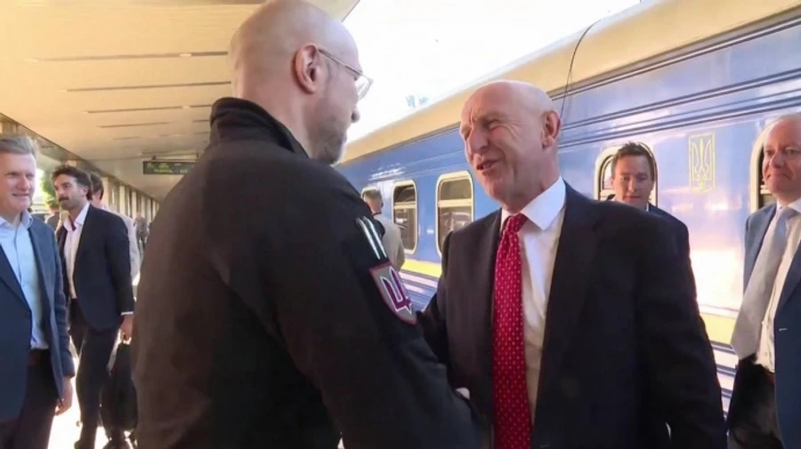 UK defence secretary arrives in Kyiv – video