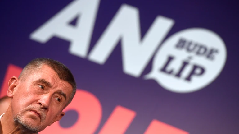 Більшість чехів підтримують коаліцію Бабіша з антиукраїнською партією