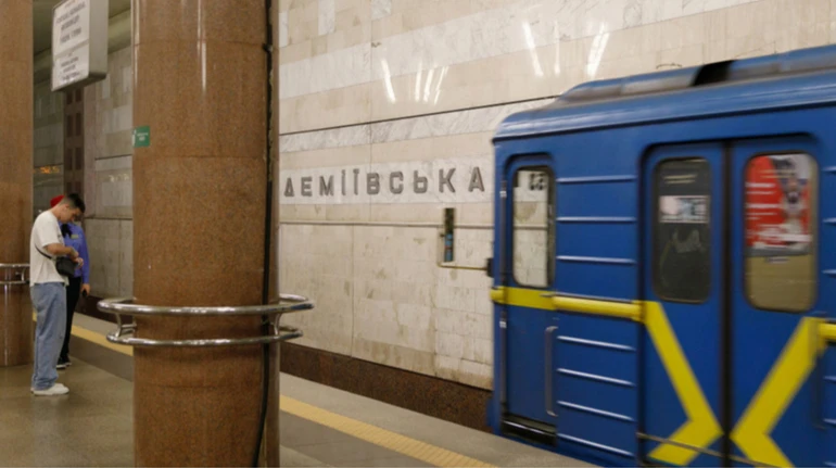 Рух метро у Києві відновили у звичайному режимі