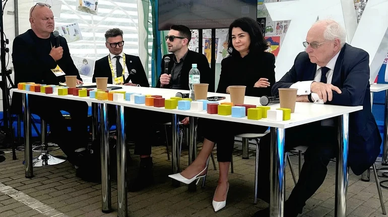 Чи переживе Захід власну кризу? Сорос, Вольф і Мусаєва про головний виклик десятиліття