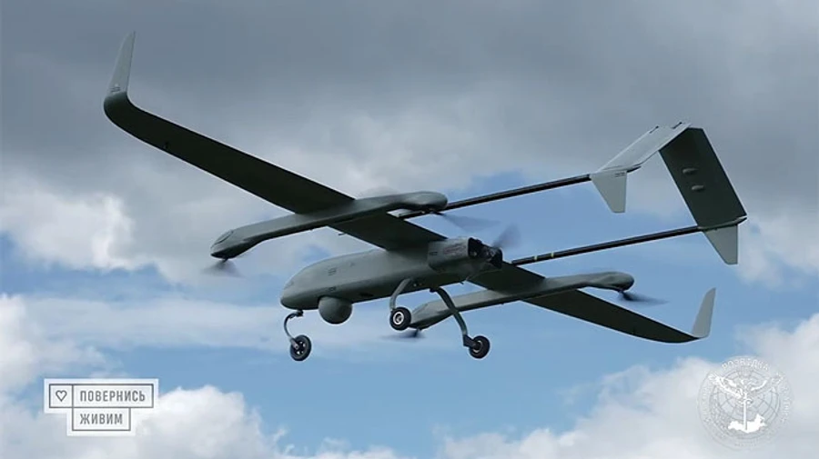 Come Back Alive Foundation hands over UAVs with 180-km flight range to reconnaissance teams