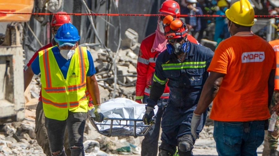 В Доминикане завершили поисковые работы: в результате обвала крыши погиб 221 человек