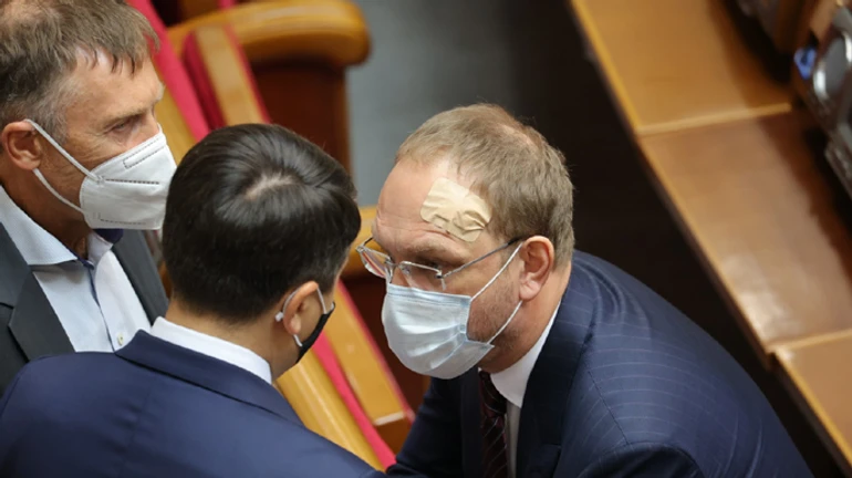 У Батьківщині пояснили, чому голосували зі слугами за відставку Разумкова: не було вибору