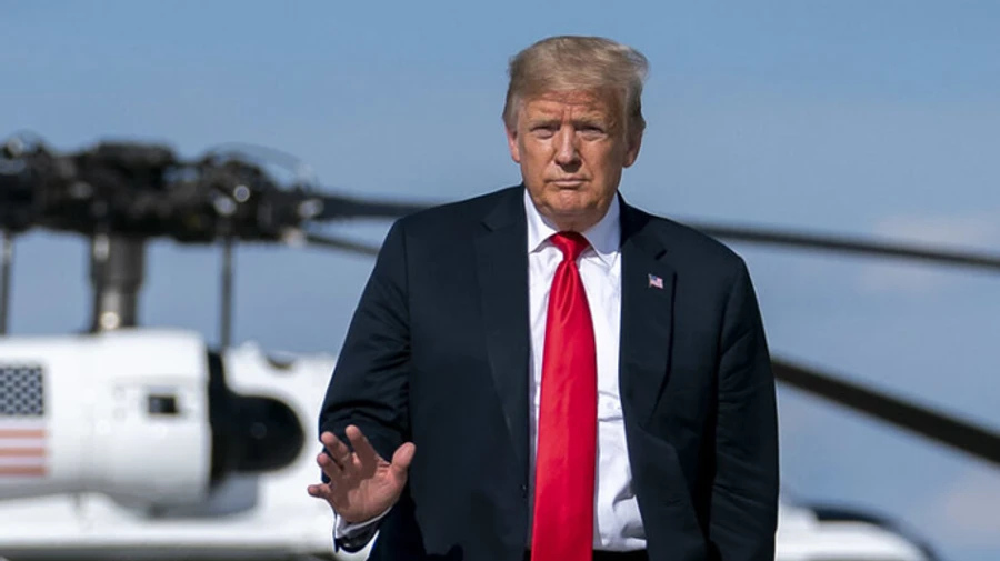 Трамп заявив, що не хоче виводити США з НАТО і розповів про кібератаку на фабрику тролів