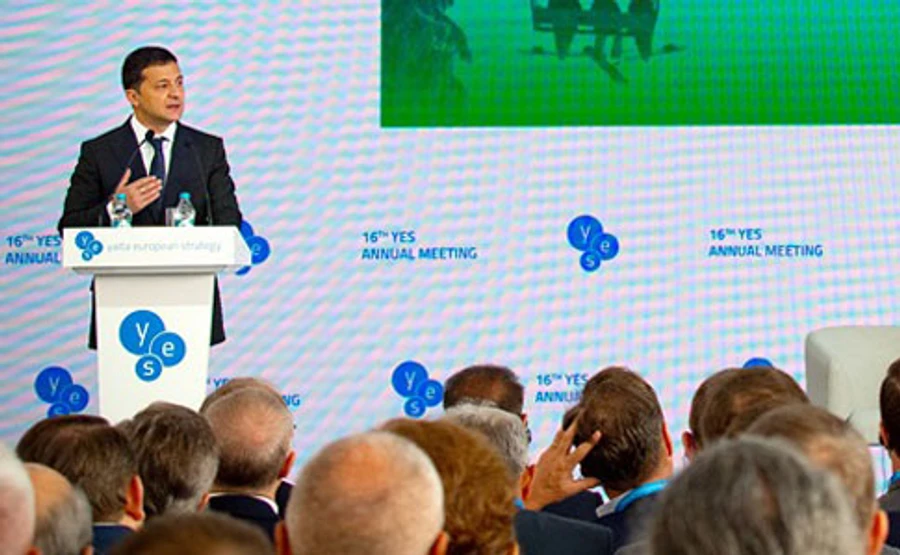 Незручно бути щасливим – Зеленський пояснив, чому пішов у президенти