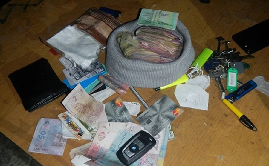 Поліція заявила, що під час облави затримали 17 осіб з наркотиками