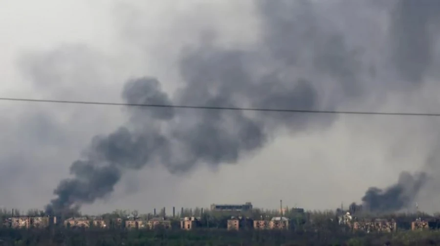 Russians target Chasiv Yar with vacuum bombs that burn down everything 