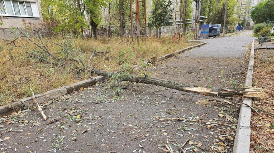 Woman injured in Russian attack on Kherson dies in hospital