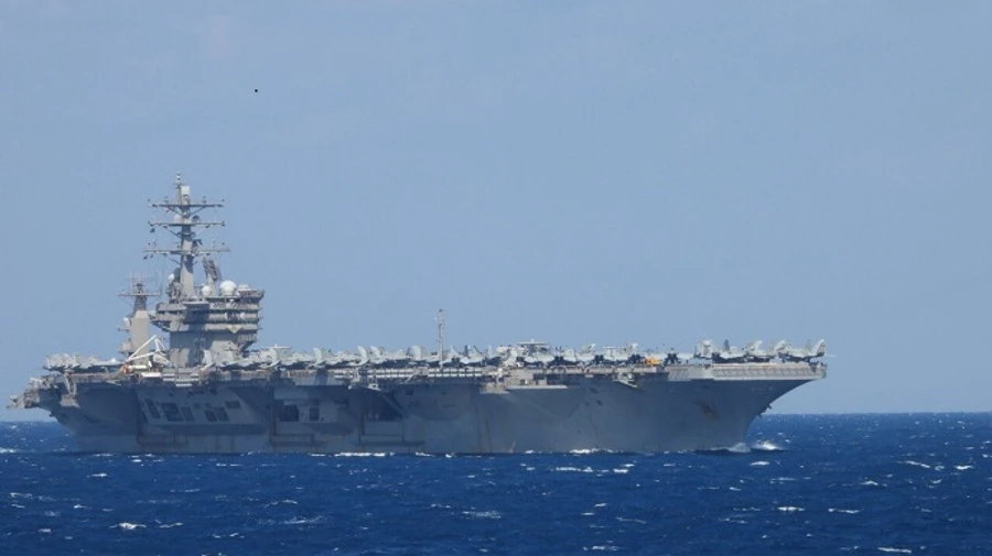 Авіаносець ВМС США почав операції в Середземномор'ї