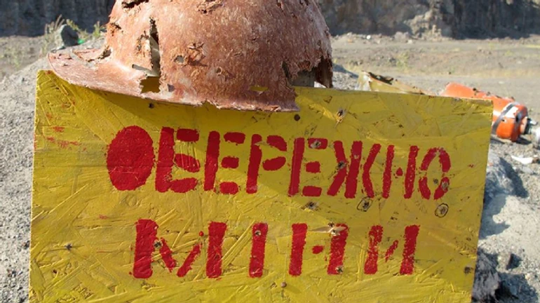 На Донбасі підірвались двоє бійців