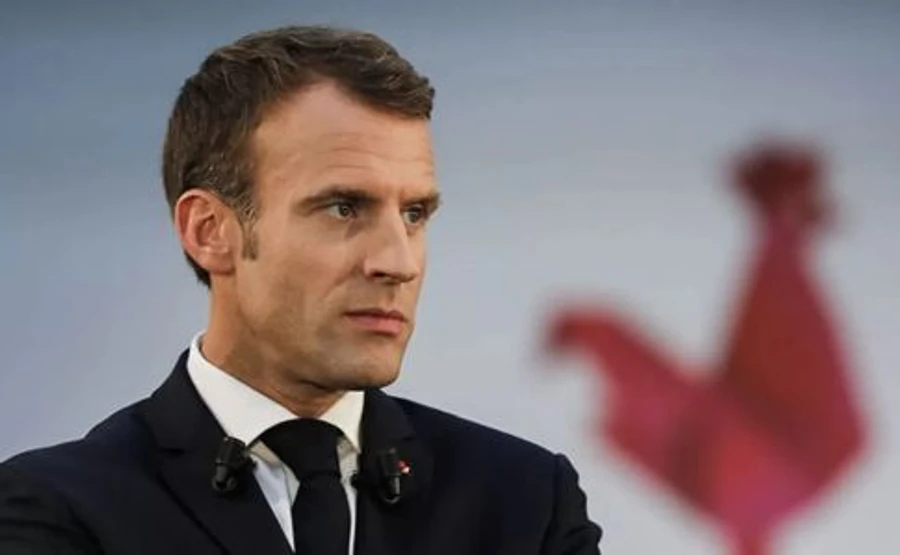 Макрон оголосив військову операцію для боротьби з коронавірусом