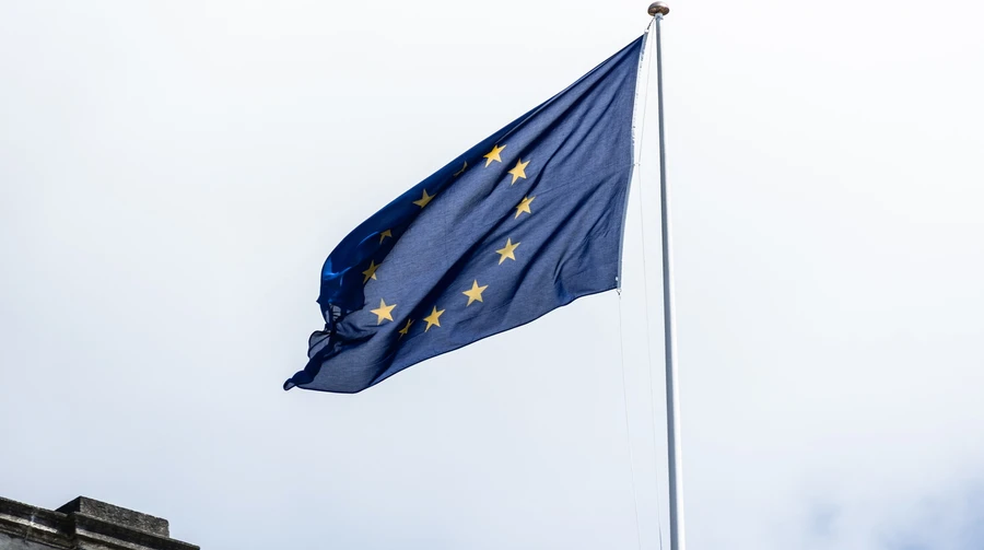 Ukraine receives additional €4bn EU loan financed by proceeds from frozen Russian assets