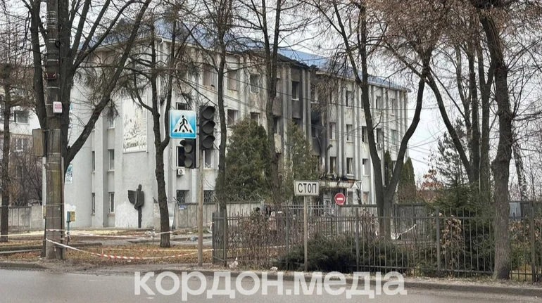 ЗМІ: Під час атаки по Сумах постраждав підліток, який минулоріч вижив після атаки РФ по автобусу