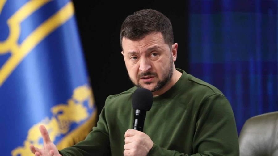 Зеленський про переговори з Путіним: Ми запропонуємо майданчик, де він зможе визнати програш