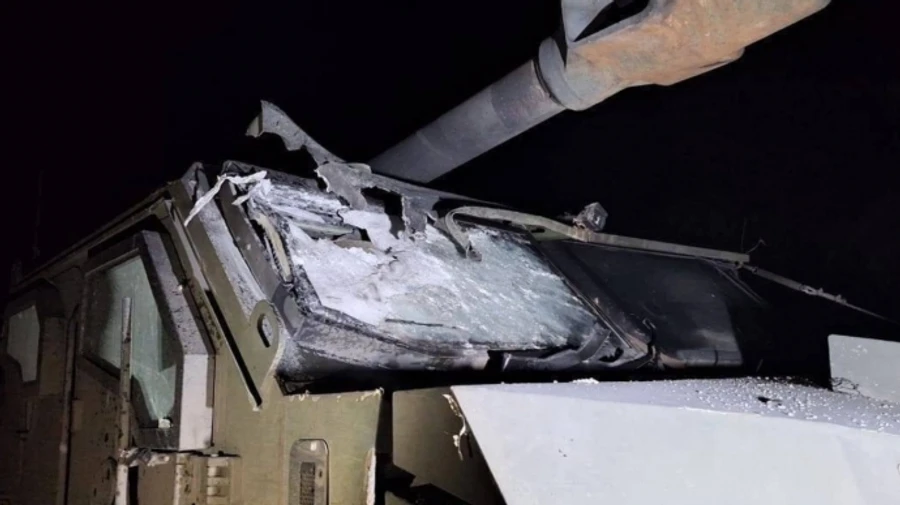 Armour of Ukrainian self-propelled howitzer withstands direct hit by Russian kamikaze drone – photo