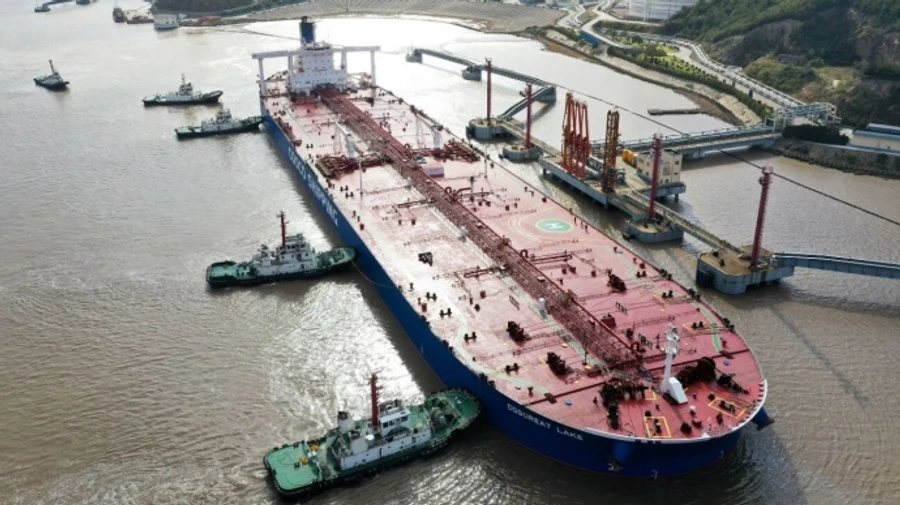 Indonesian port becomes hub for transshipment of Russian oil products
