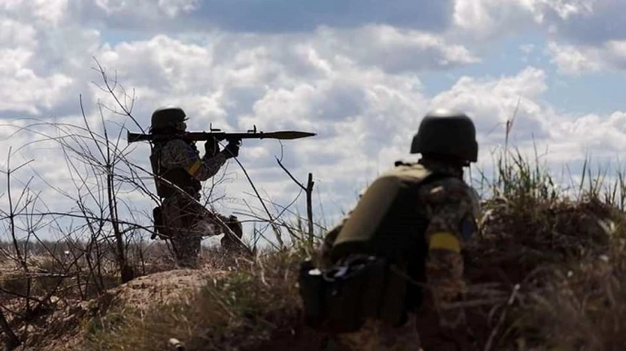 Russian troops suffer losses and retreat on 2 fronts – General Staff report