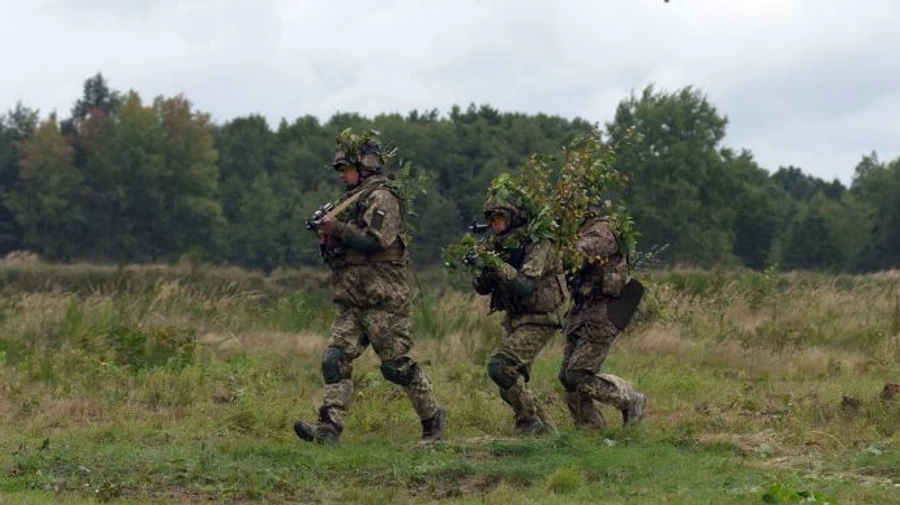 Защитников Украины освободили от уплаты военного сбора
