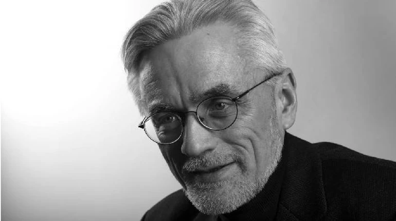 У порівнянні з Путіним в очах Заходу Зеленський виглядає істинним демократом, а Порошенко державним мужем − політолог Олександр Мотиль