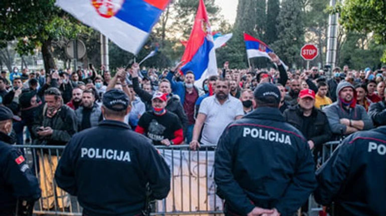 Чорногорія у шпагаті: як поєднати курс на ЄС та любов до русcкого мира