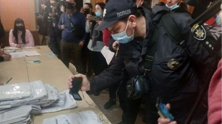 Суд переважно не визнає протиправним перерахунок голосів на окрузі № 87 