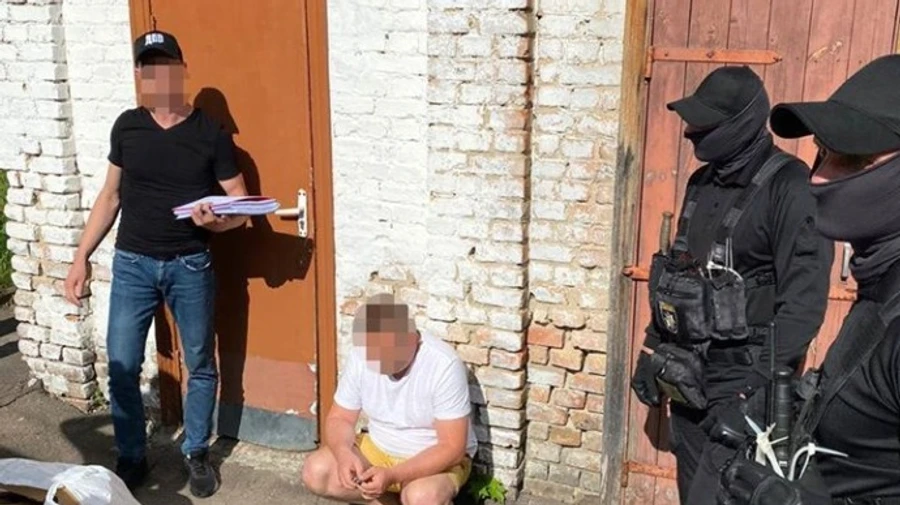 Прокурор требовал взятку от полицейского за крышевание от ГБР