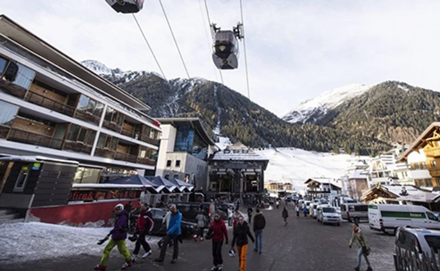 Австрия: сотни человек будут судиться с властями из-за курорта-рассадника коронавируса
