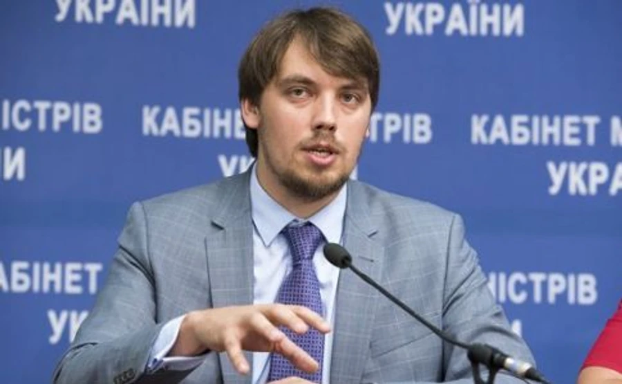 Прем'єр: Окремі товарищі досі намагаються домовитися