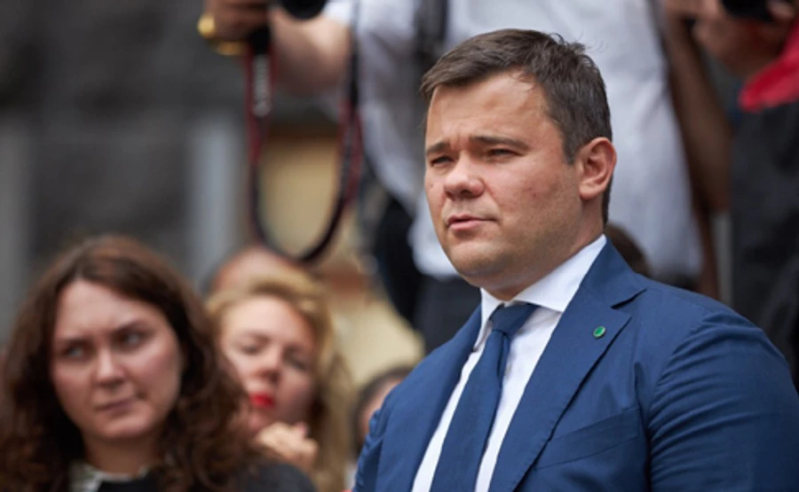 У Зеленського кажуть, що Богдан не підпадає під люстрацію. За законом – підпадає