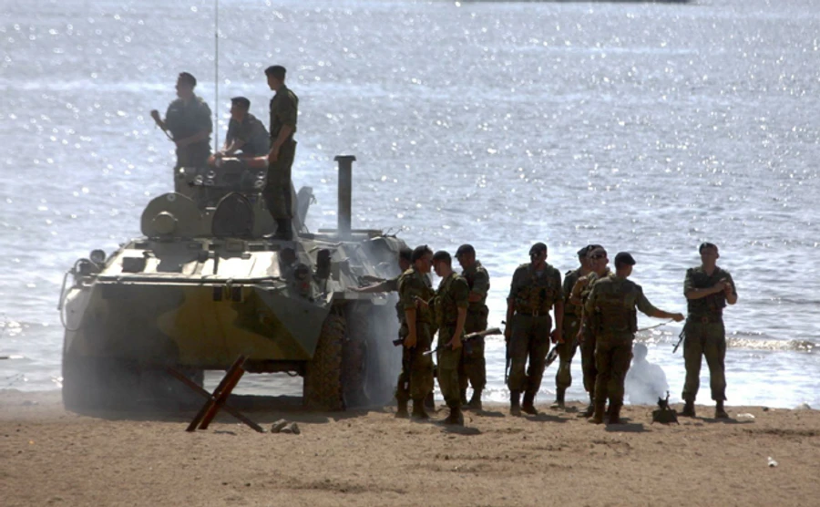 Розвідка: Бойовики готують морську десантну операцію
