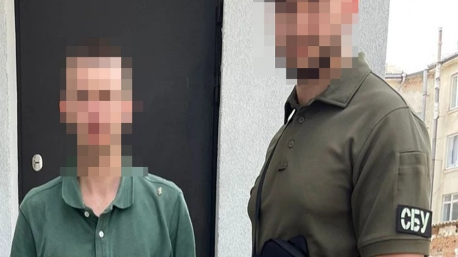 Чоловік підірвав гранату в центрі Луцька