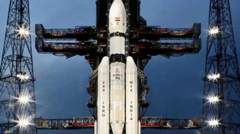 Россия потеряла Луну-25, Индия – завершает миссию. Почему страны возобновили гонку за ресурсы Луны