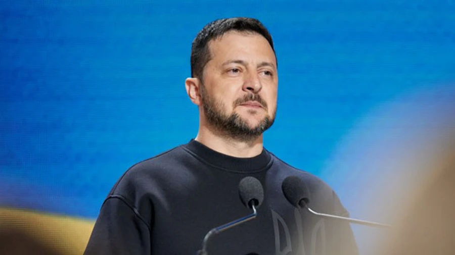 Зеленський повернувся до Києва і відразу провів Ставку