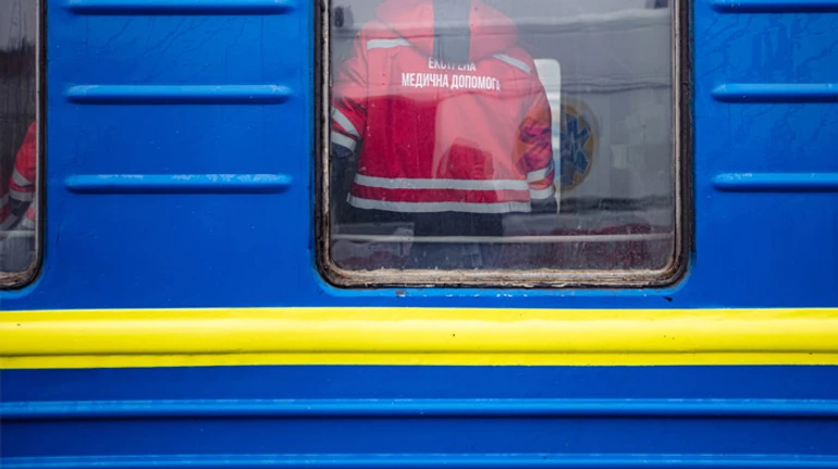 Як рятують людей зі сходу та чому не евакуювали поранених з Азовсталі. Інтерв'ю з координатором Лікарів без кордонів