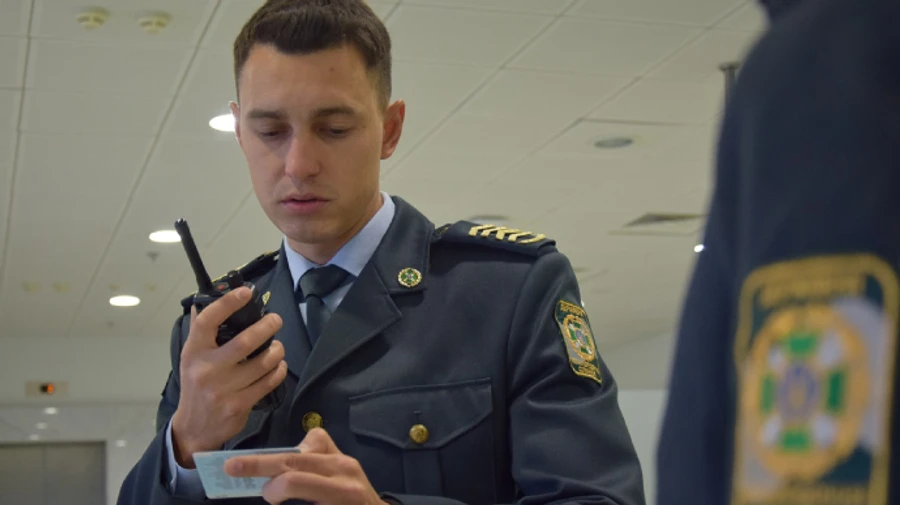 В Украину не пустили непризнанного героя России