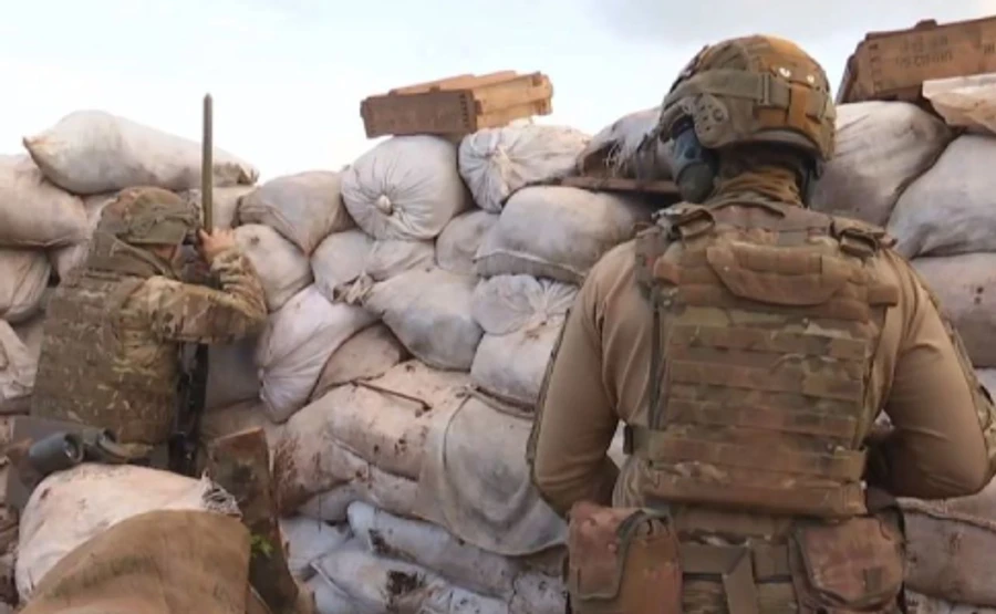 Окупанти накрили вогнем позиції ОС під Лебединським: поранено бійця